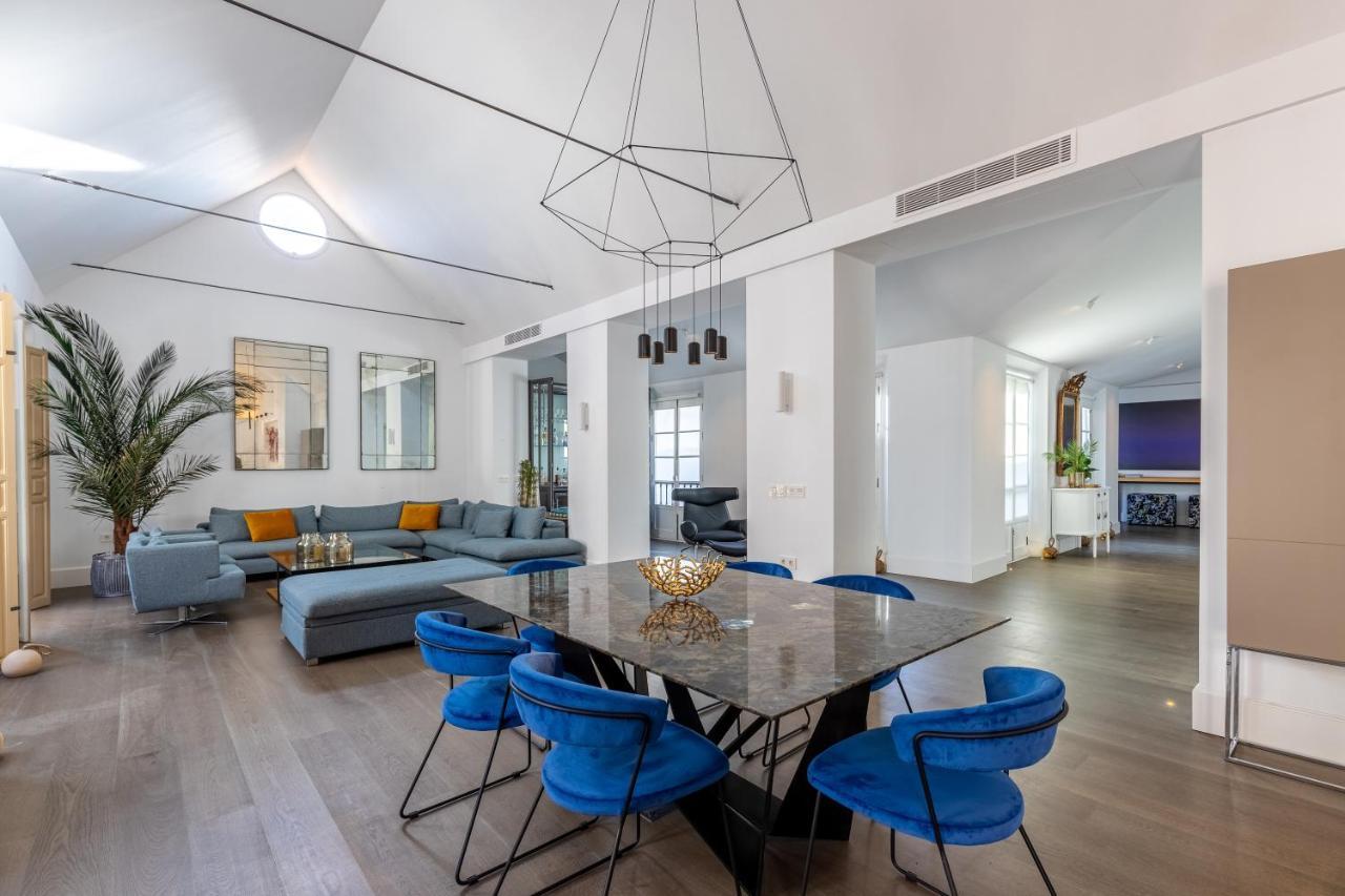 Apartamento Living4Malaga Aduana Imperial Exterior foto