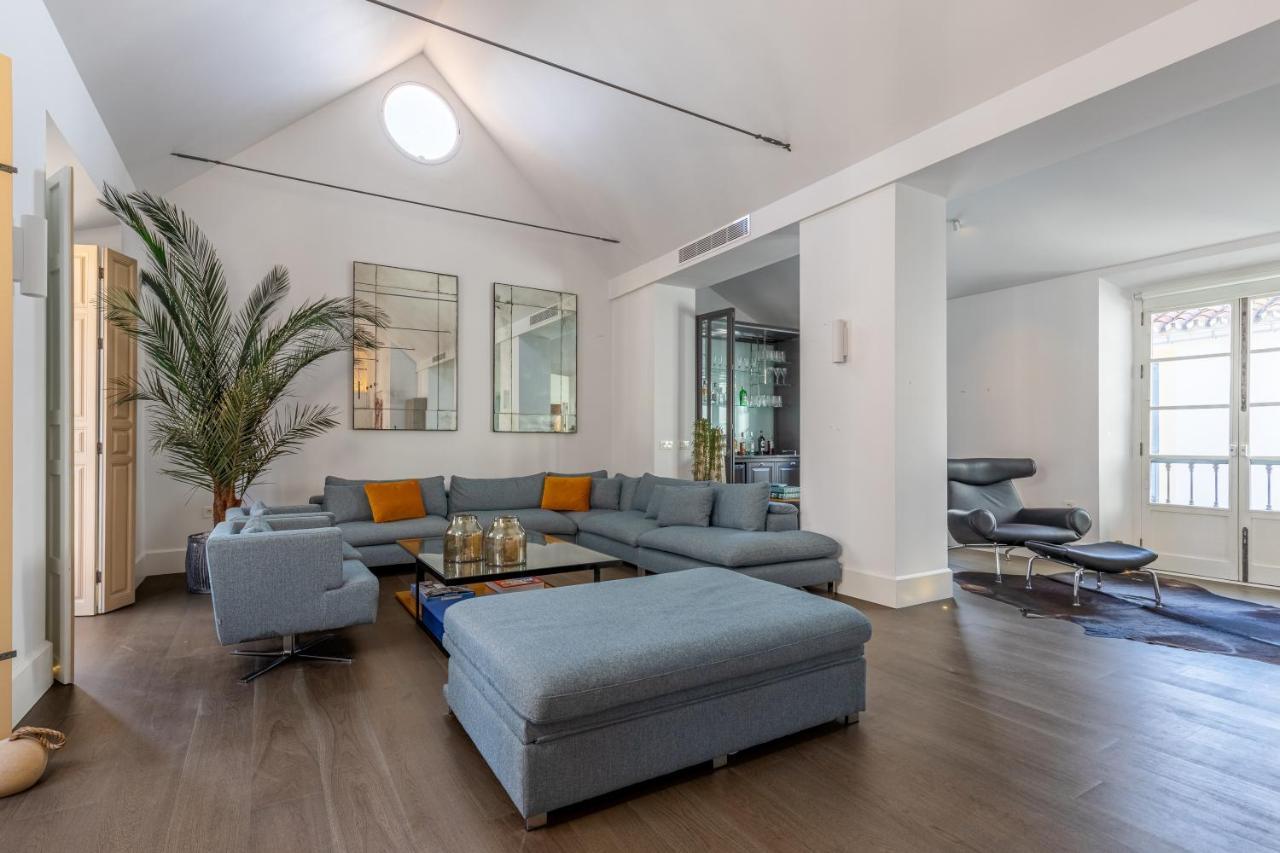 Apartamento Living4Malaga Aduana Imperial Exterior foto